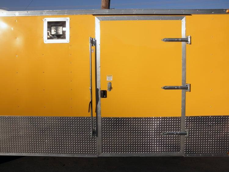 Enclosed Trailer 8.5’x26′ Yellow – Bike Motorcycle Car Hauler Storage - Image 6