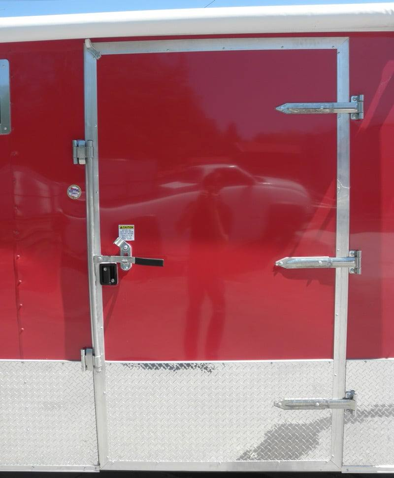 Enclosed Trailer 8.5’x26′ Red – Motorcycle Car Bike Hauler Storage - Image 7