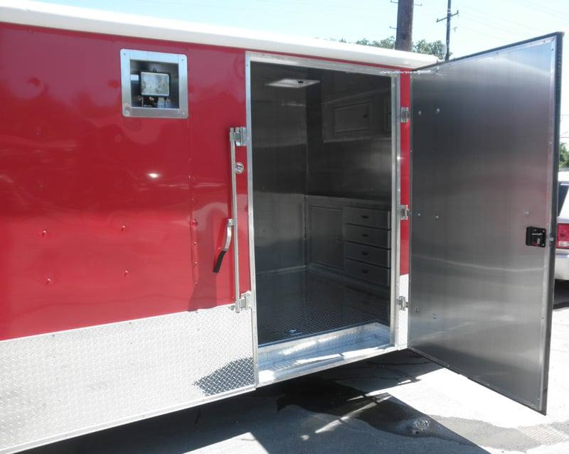 Enclosed Trailer 8.5’x26′ Red – Motorcycle Car Bike Hauler Storage - Image 9
