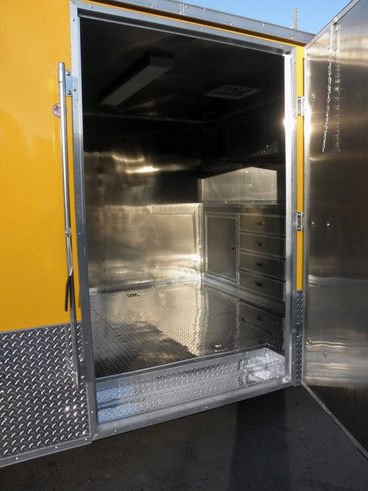 Enclosed Trailer 8.5’x26′ Yellow – Bike Motorcycle Car Hauler Storage - Image 8