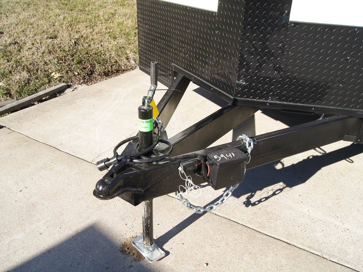 8.5×20 White V-Nose Enclosed Trailer with Blackout Pkg (2) 5,200lb Axles - Image 11