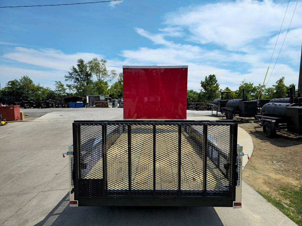 Enclosed Trailer 7′ X 20′ Red Hybrid Trailer Landscaping Equipment etc.. - Image 5