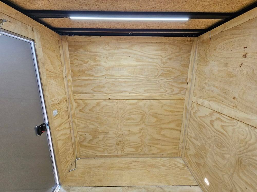 Enclosed Trailer 7′ X 20′ Red Hybrid Trailer Landscaping Equipment etc.. - Image 18