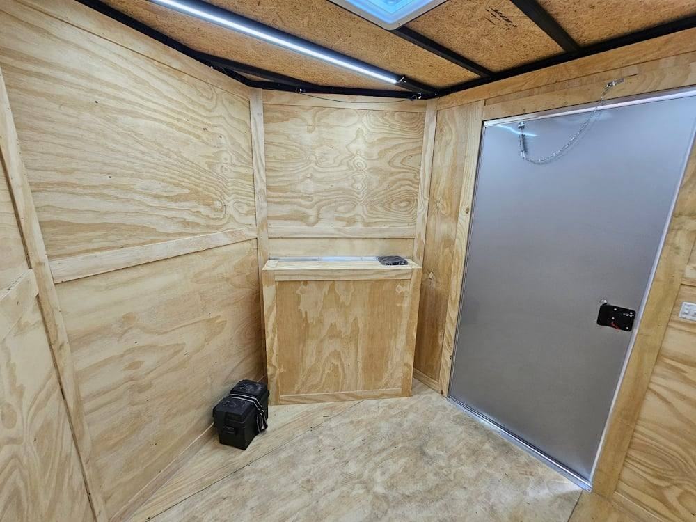 Enclosed Trailer 7′ X 20′ Red Hybrid Trailer Landscaping Equipment etc.. - Image 20