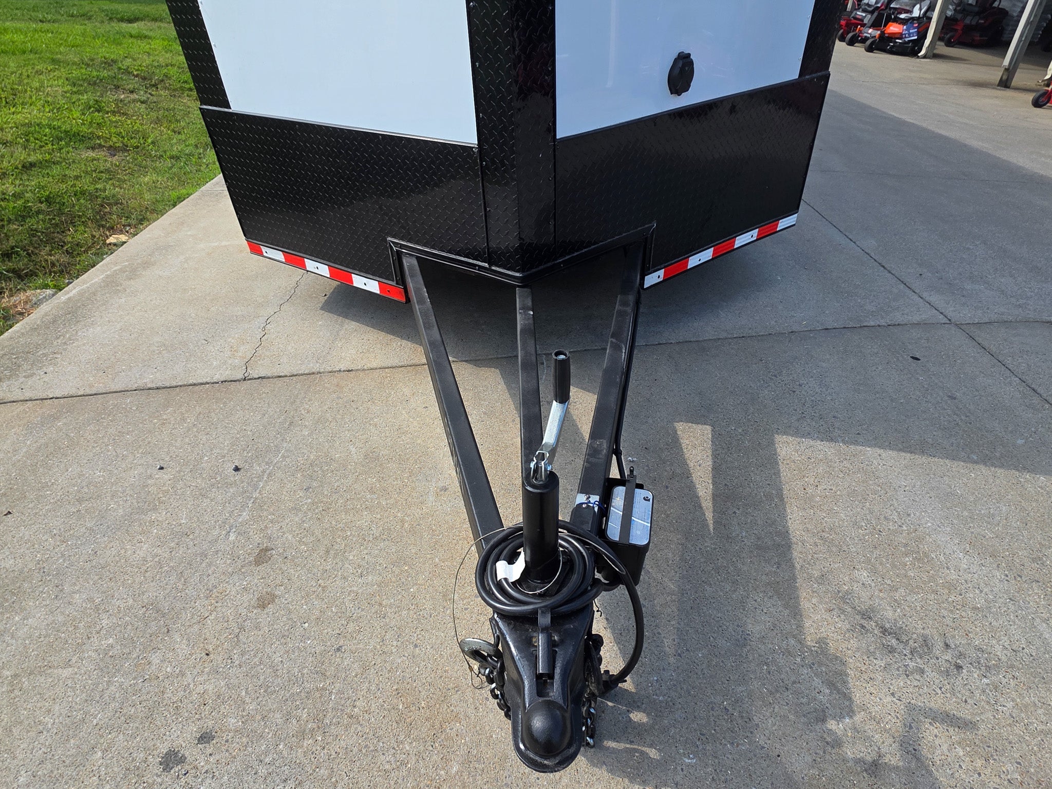 8.5×28 Enclosed Trailer For Race, Show Car Fully Loaded (2) 7,000LB Axle 14K GVWR - Image 14