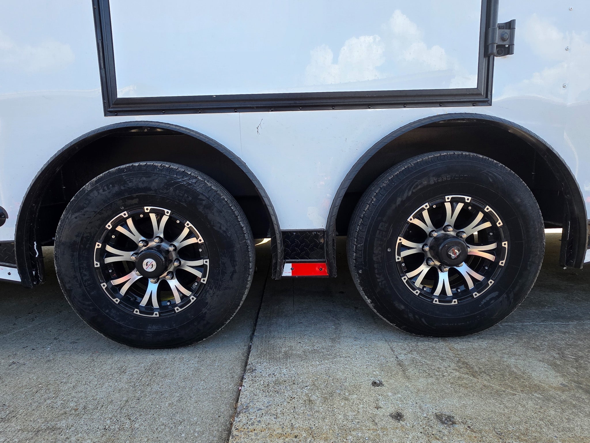 8.5×28 Enclosed Trailer For Race, Show Car Fully Loaded (2) 7,000LB Axle 14K GVWR - Image 49