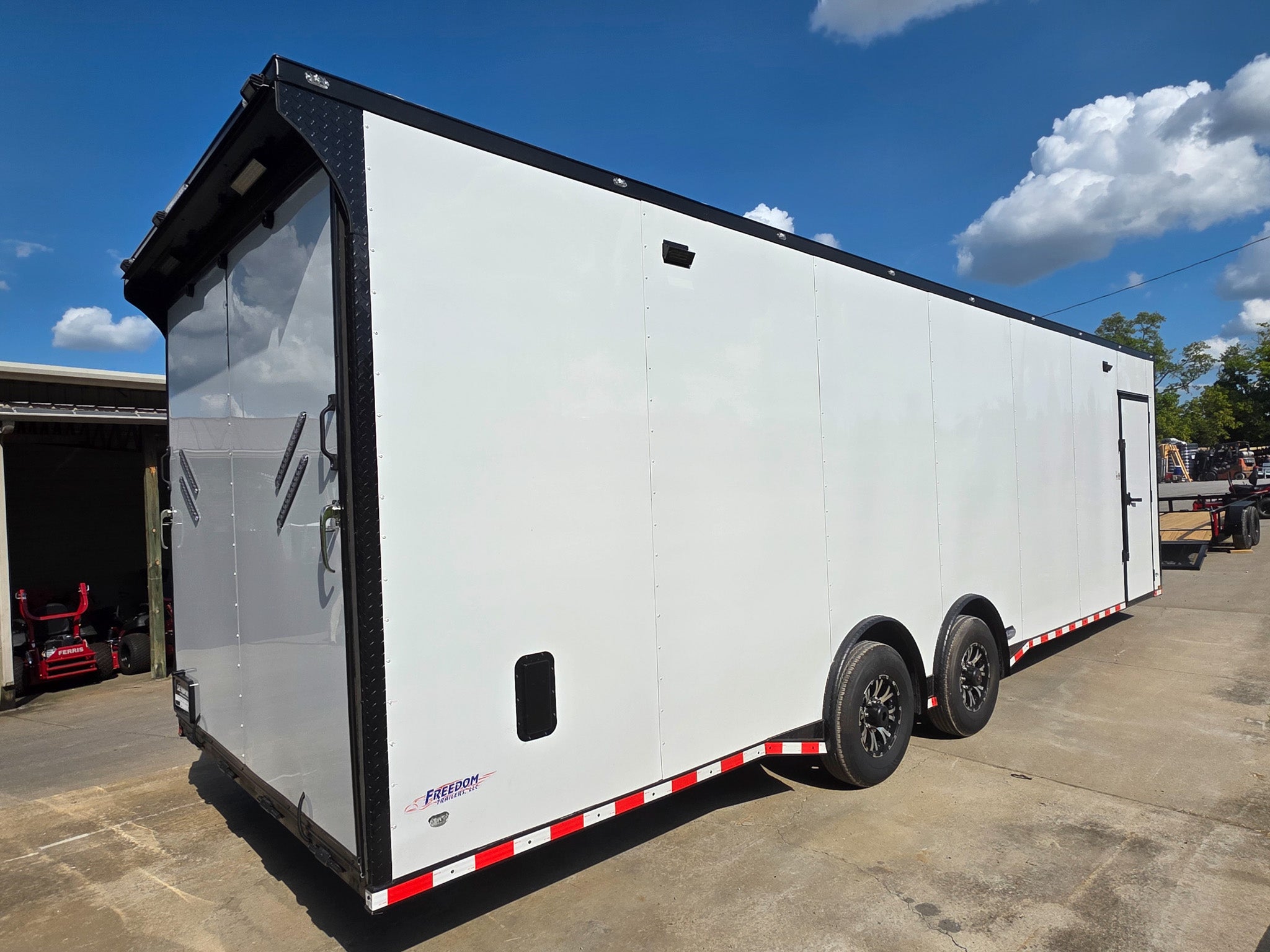 8.5×28 Enclosed Trailer For Race, Show Car Fully Loaded (2) 7,000LB Axle 14K GVWR - Image 9