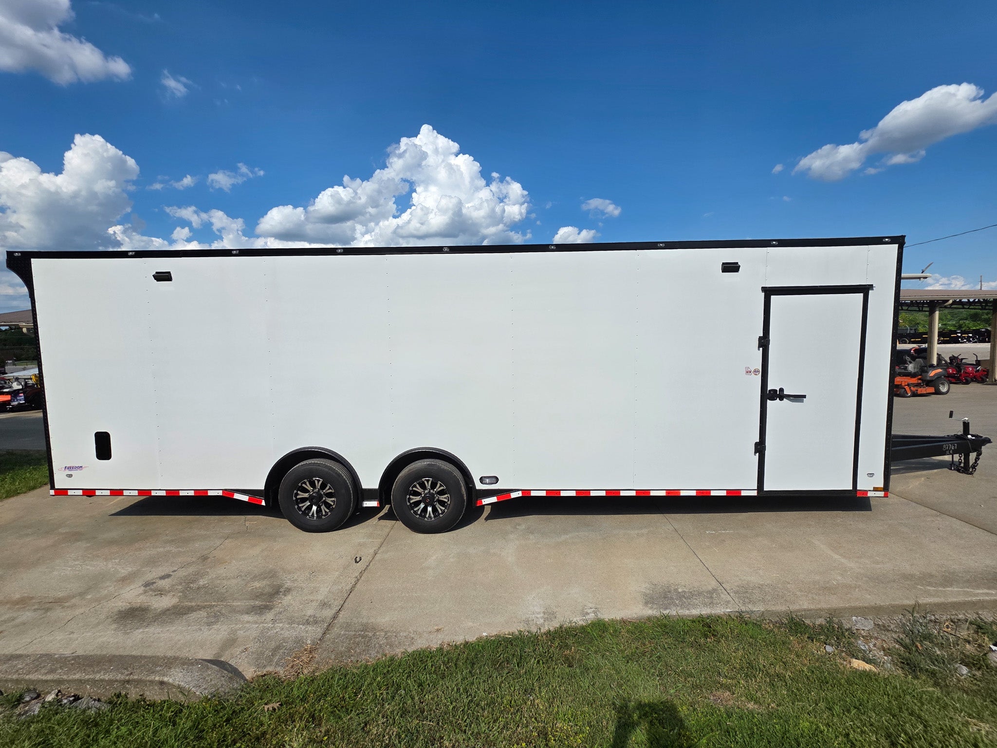 8.5×28 Enclosed Trailer For Race, Show Car Fully Loaded (2) 7,000LB Axle 14K GVWR - Image 6