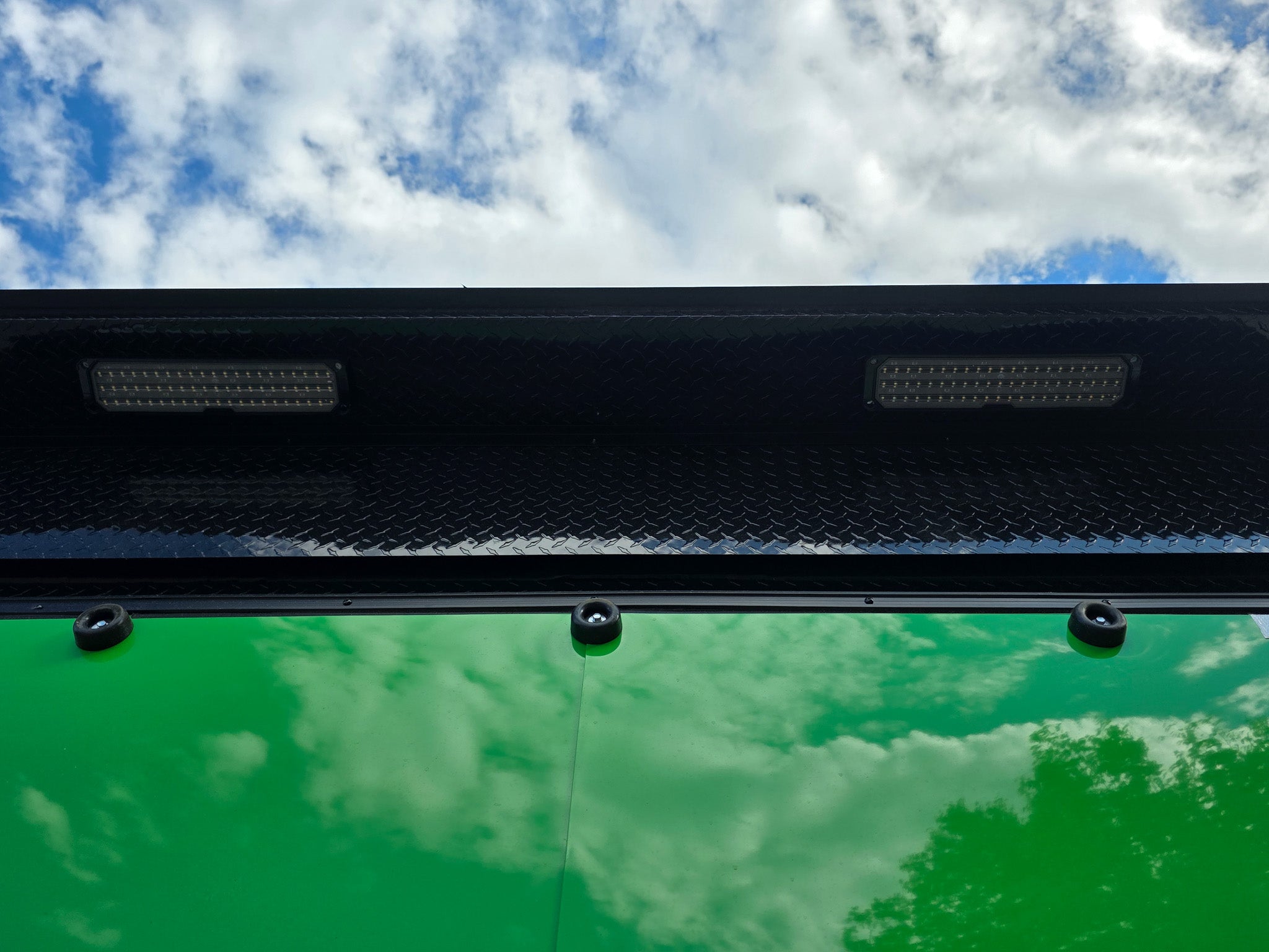 8.5×24 Lime Green w/ Blackout V-Nose Car Hauler Enclosed Trailer 9ft Interior (2) 5,200lb Axles - Image 10