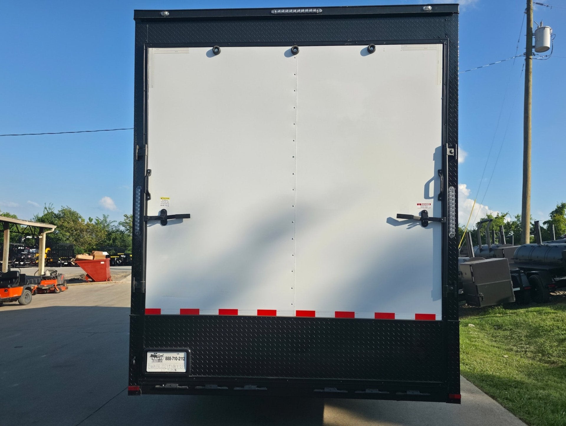 8.5×20 White V-Nose Enclosed Trailer with Blackout Pkg 9′ Interior (2) 10,000LB Axles - Image 7