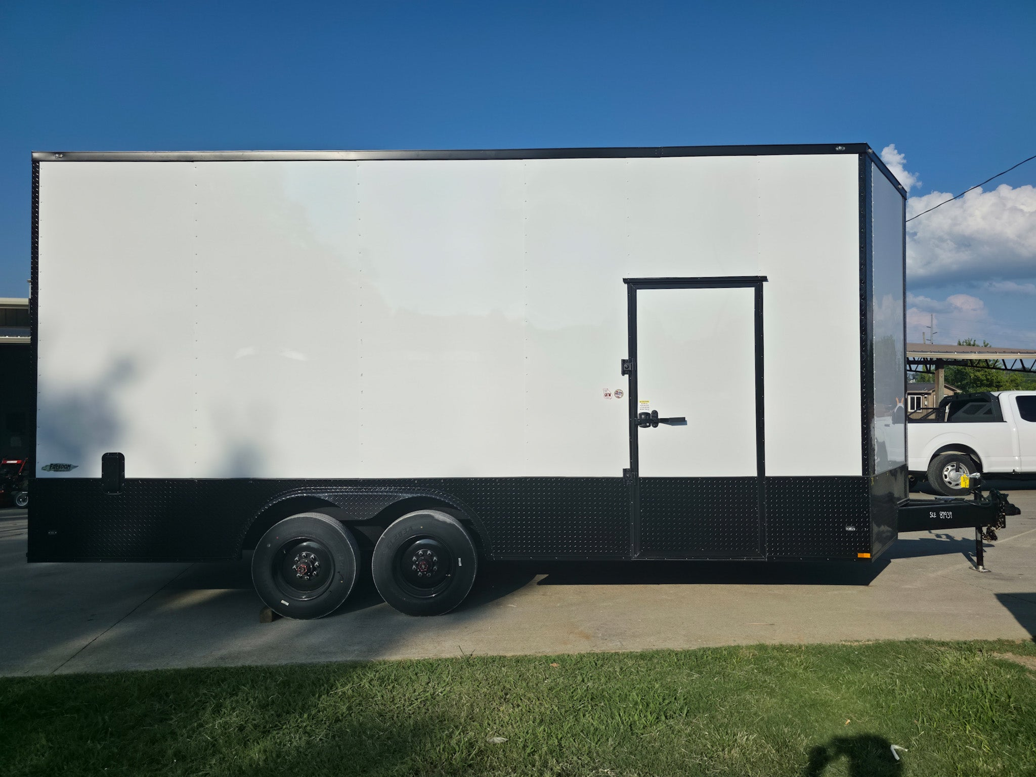 8.5×20 White V-Nose Enclosed Trailer with Blackout Pkg 9′ Interior (2) 10,000LB Axles - Image 5