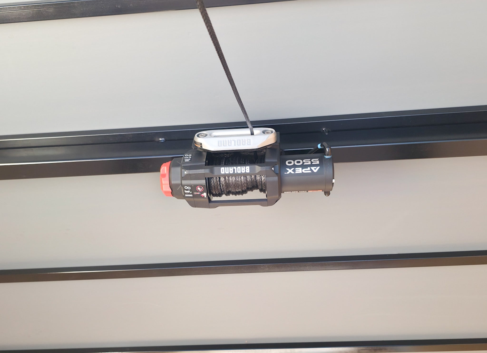 8.5×20 White V-Nose Enclosed Trailer with Blackout Pkg 9′ Interior (2) 10,000LB Axles - Image 17