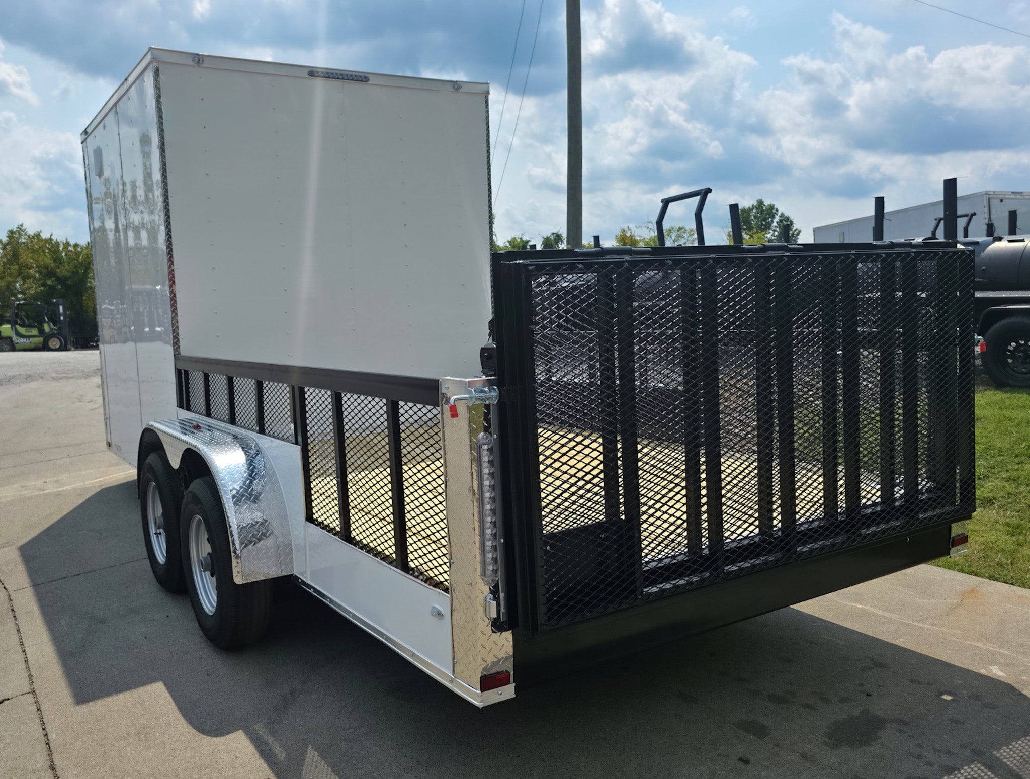 7×18 Hybrid Enclosed Trailer with Side Door (2) 5,200lb Axles Storage - Image 7