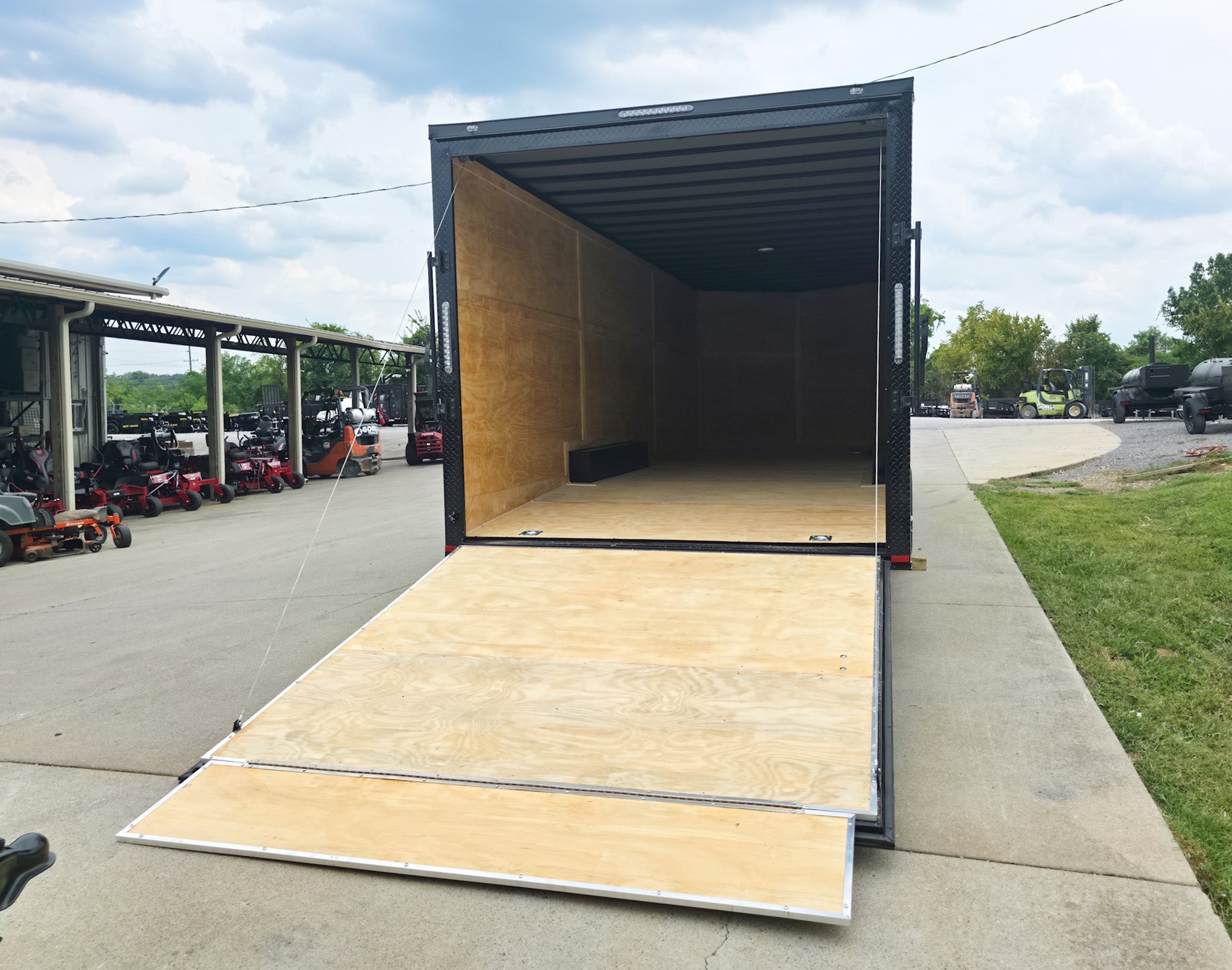8.5×24 V Nose Neon Green Enclosed Trailer (2) 5200 LB Axles With Brakes 7 Ft Interior Height With Black Out Package - Image 12