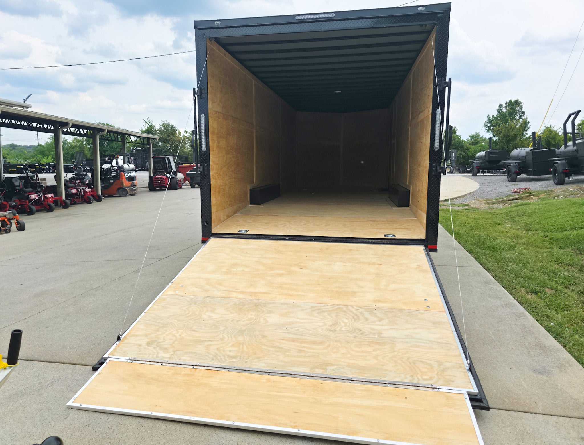 8.5×24 V Nose Neon Green Enclosed Trailer (2) 5200 LB Axles With Brakes 7 Ft Interior Height With Black Out Package - Image 9