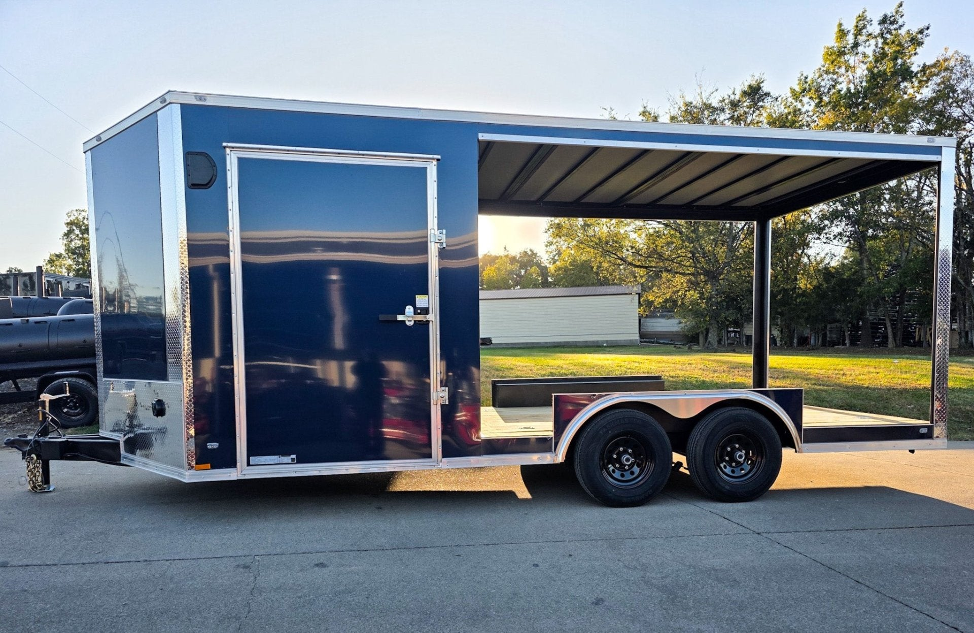 8.5×18 Indigo Enclosed Trailer Hybrid V-Nose with Roof (2)5,200LB Axles - Image 2