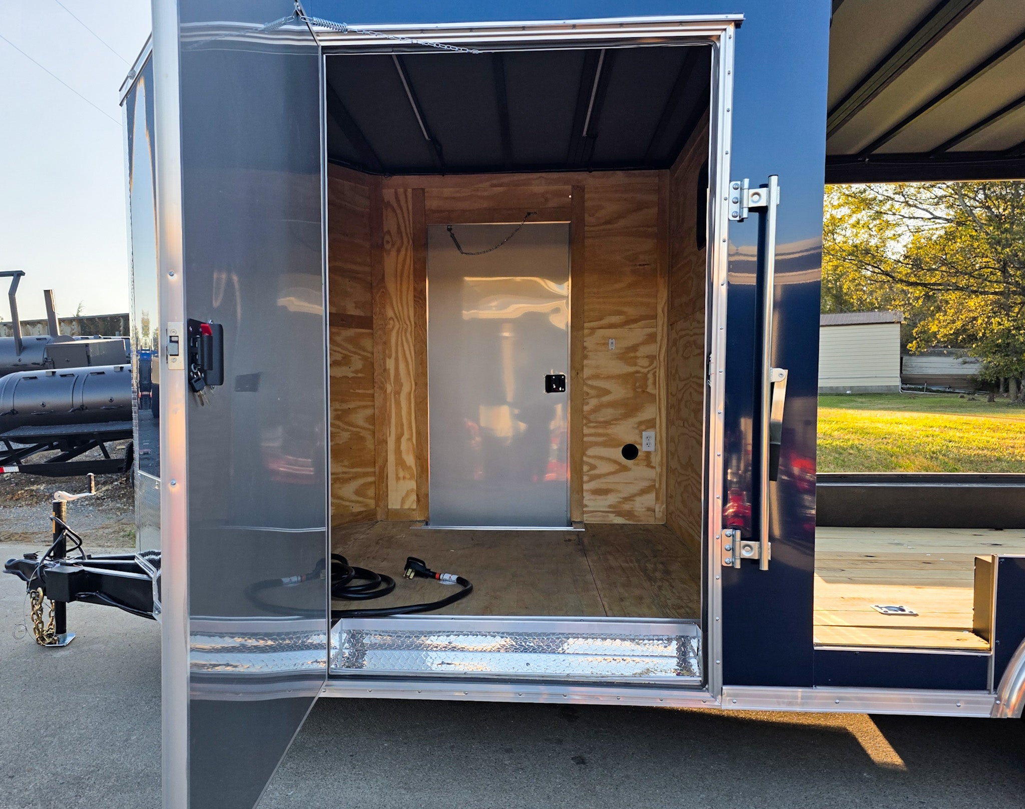 8.5×18 Indigo Enclosed Trailer Hybrid V-Nose with Roof (2)5,200LB Axles - Image 9