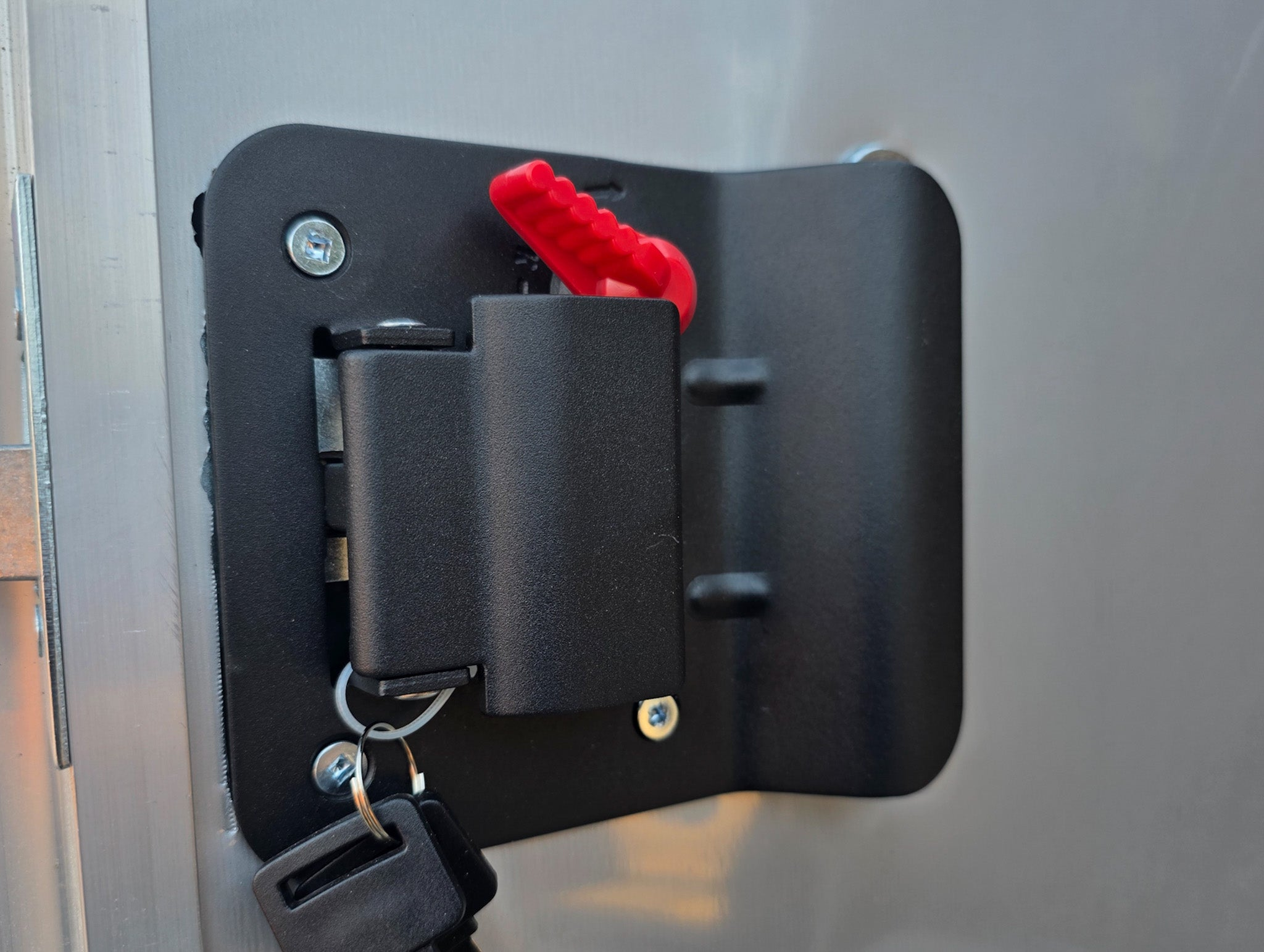 8.5×18 Indigo Enclosed Trailer Hybrid V-Nose with Roof (2)5,200LB Axles - Image 12