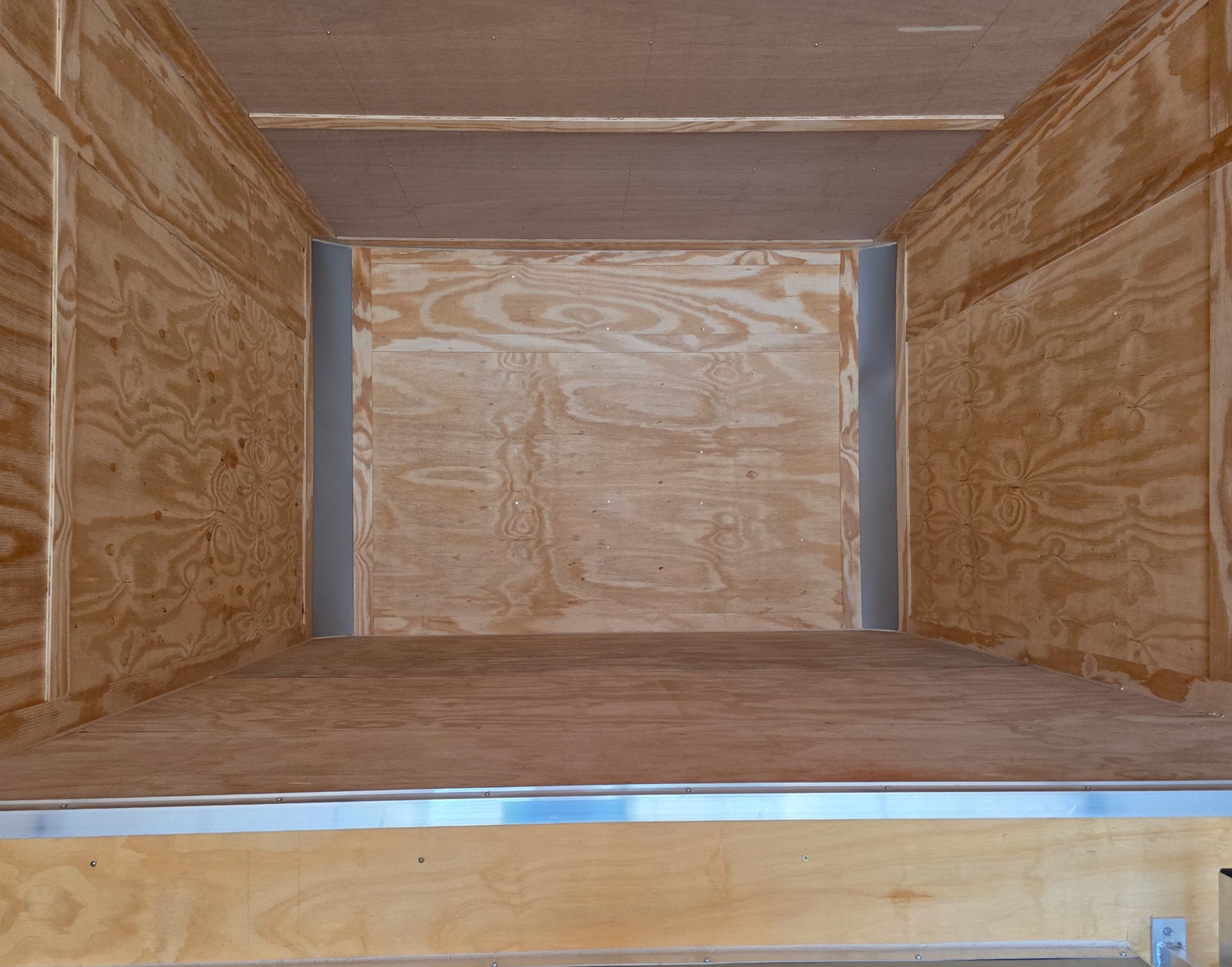 8.5X26 Gooseneck Enclosed Trailer with 9′ Interior (3) 7,000lb Axles - Image 33