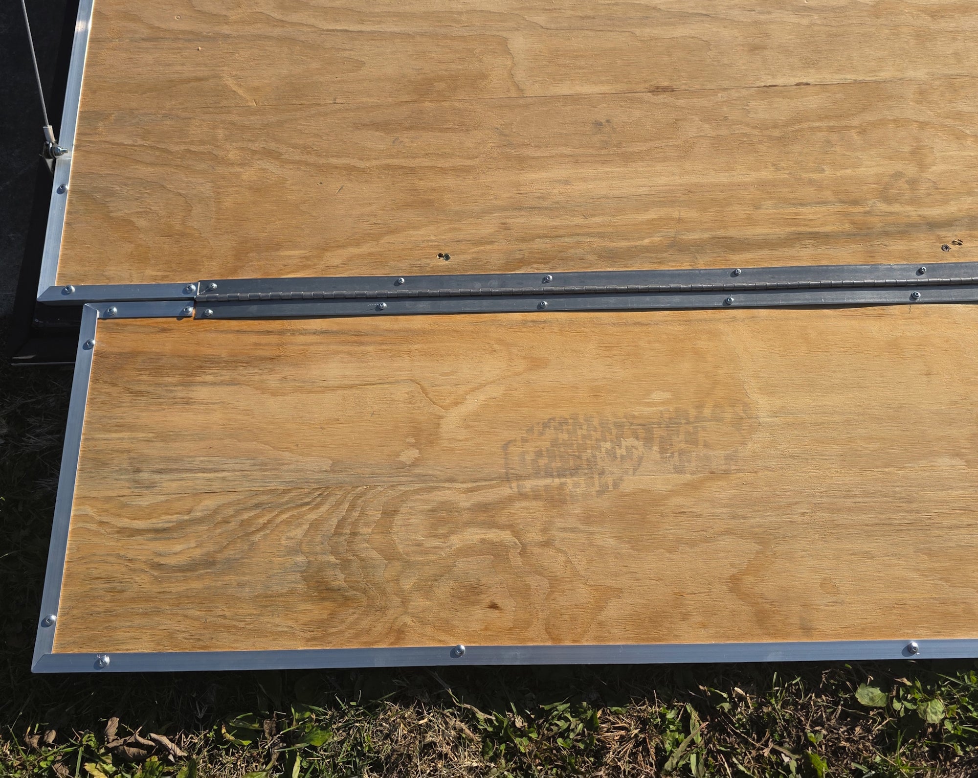 8.5×20 Black V-Nose Enclosed Trailer with Silver ATP (2) 52000lb Axles - Image 12