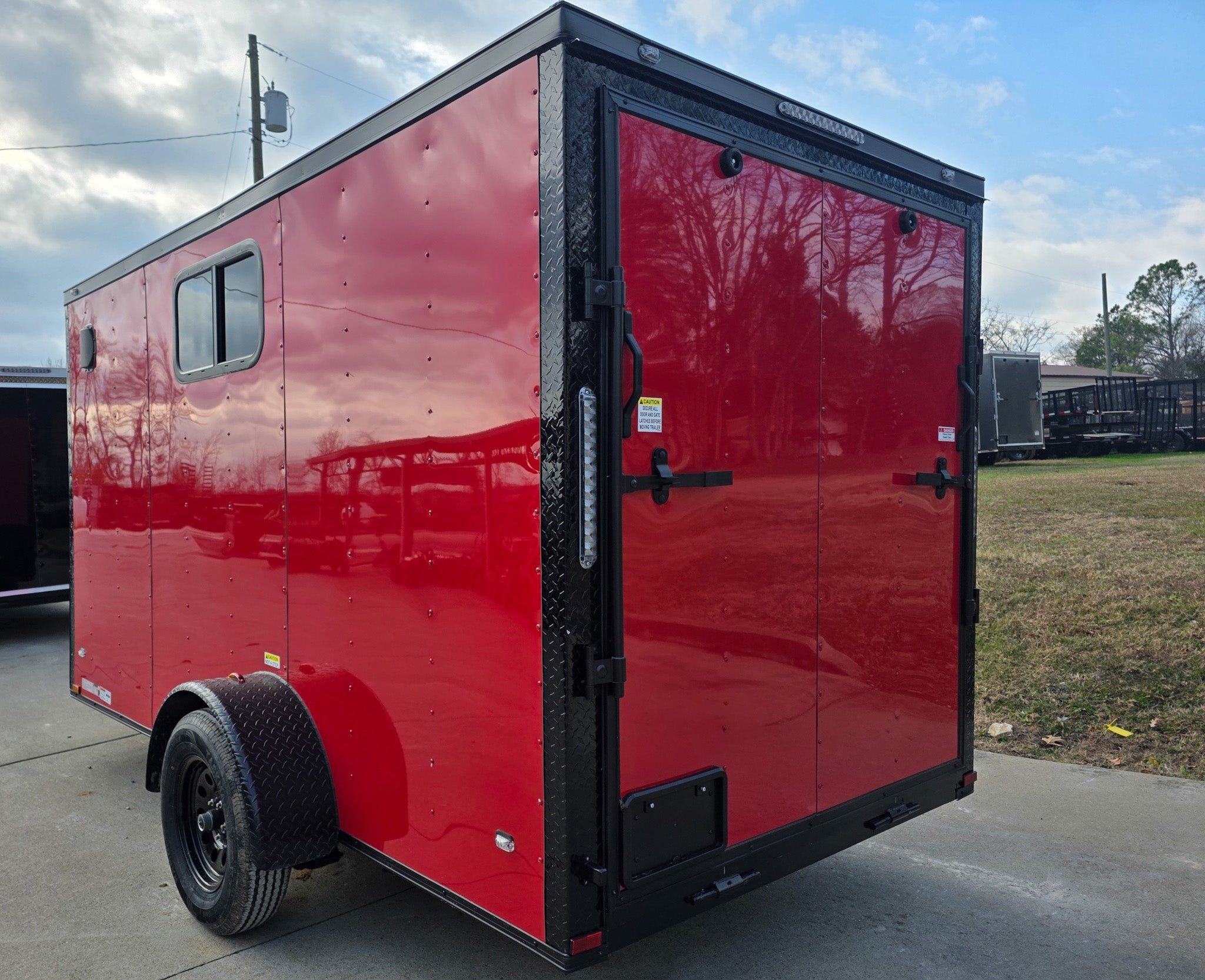 6×12 Enclosed Trailer Red V-Nose Blackout Package (1) 3,500lb Axle with Windows - Image 6