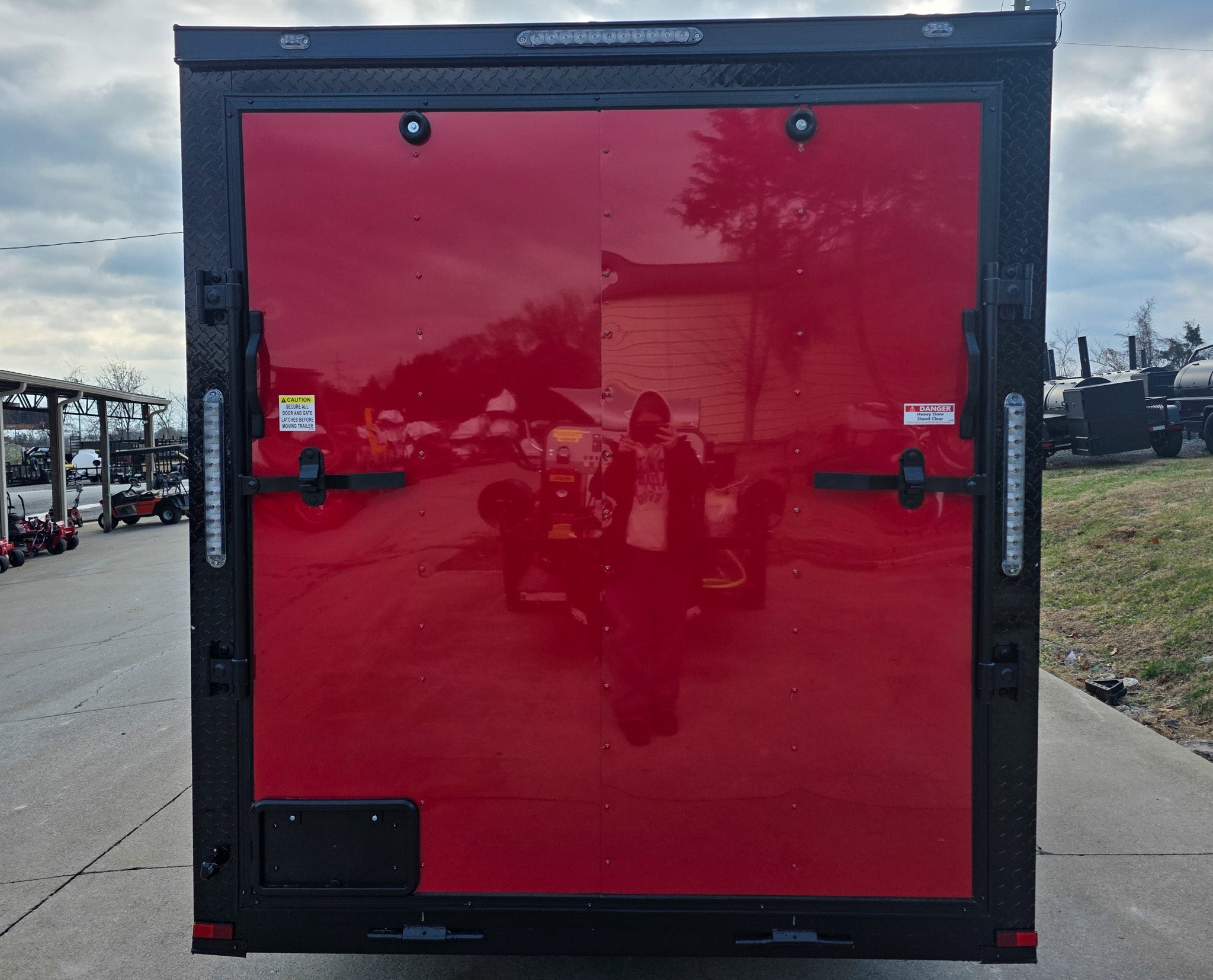 6×12 Enclosed Trailer Red V-Nose Blackout Package (1) 3,500lb Axle with Windows - Image 7