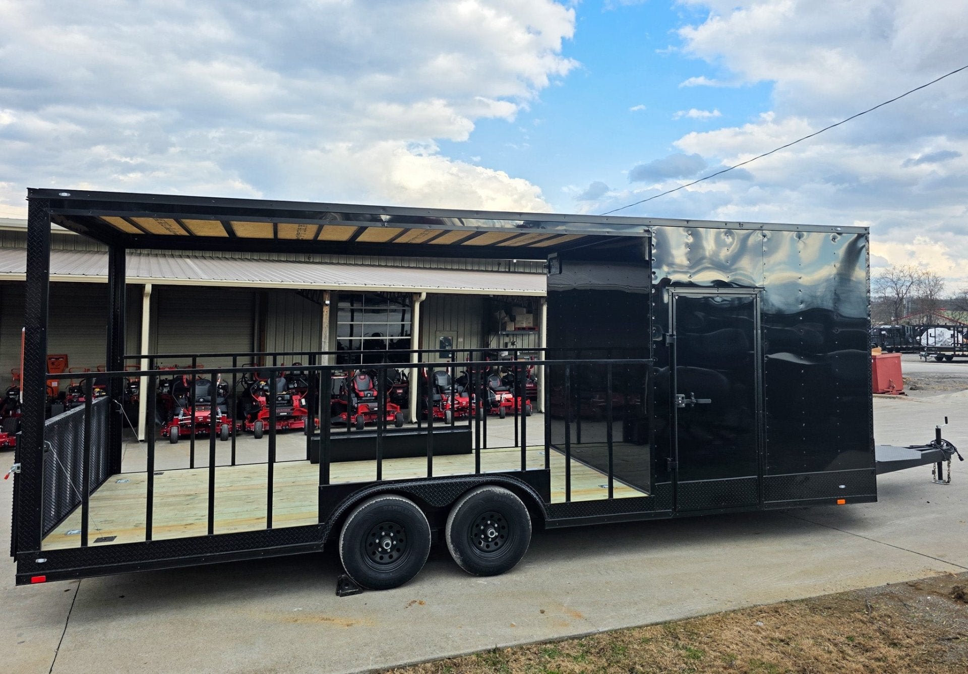 8.5×24 Black Hybrid Enclosed Trailer (2) 5,200lb Axles 10K GVWR - Image 6