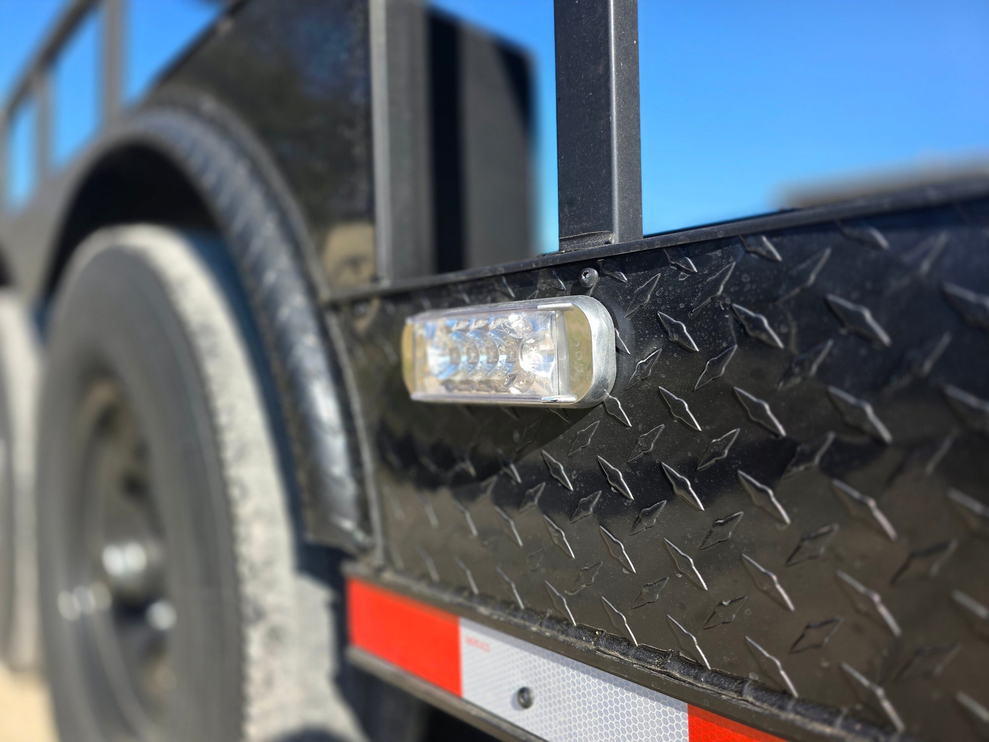 8.5′ X 32′ Gooseneck Hybrid Enclosed Trailer and 16′ Porch With Fold Out Gate - Image 31