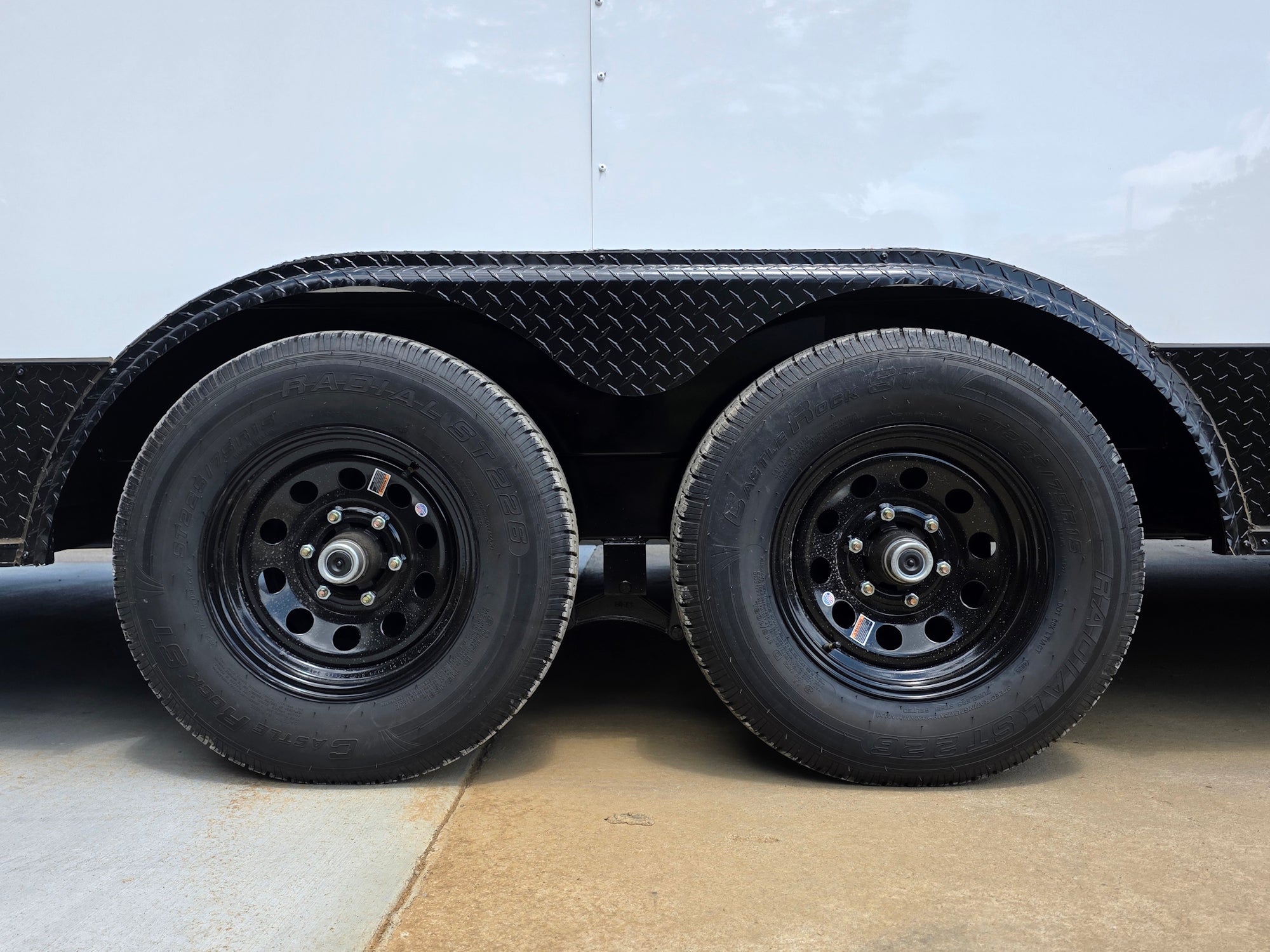 8.5’x20′ White V-Nose Enclosed Trailer with Blackout Package 2-5200lb Axles - Image 22