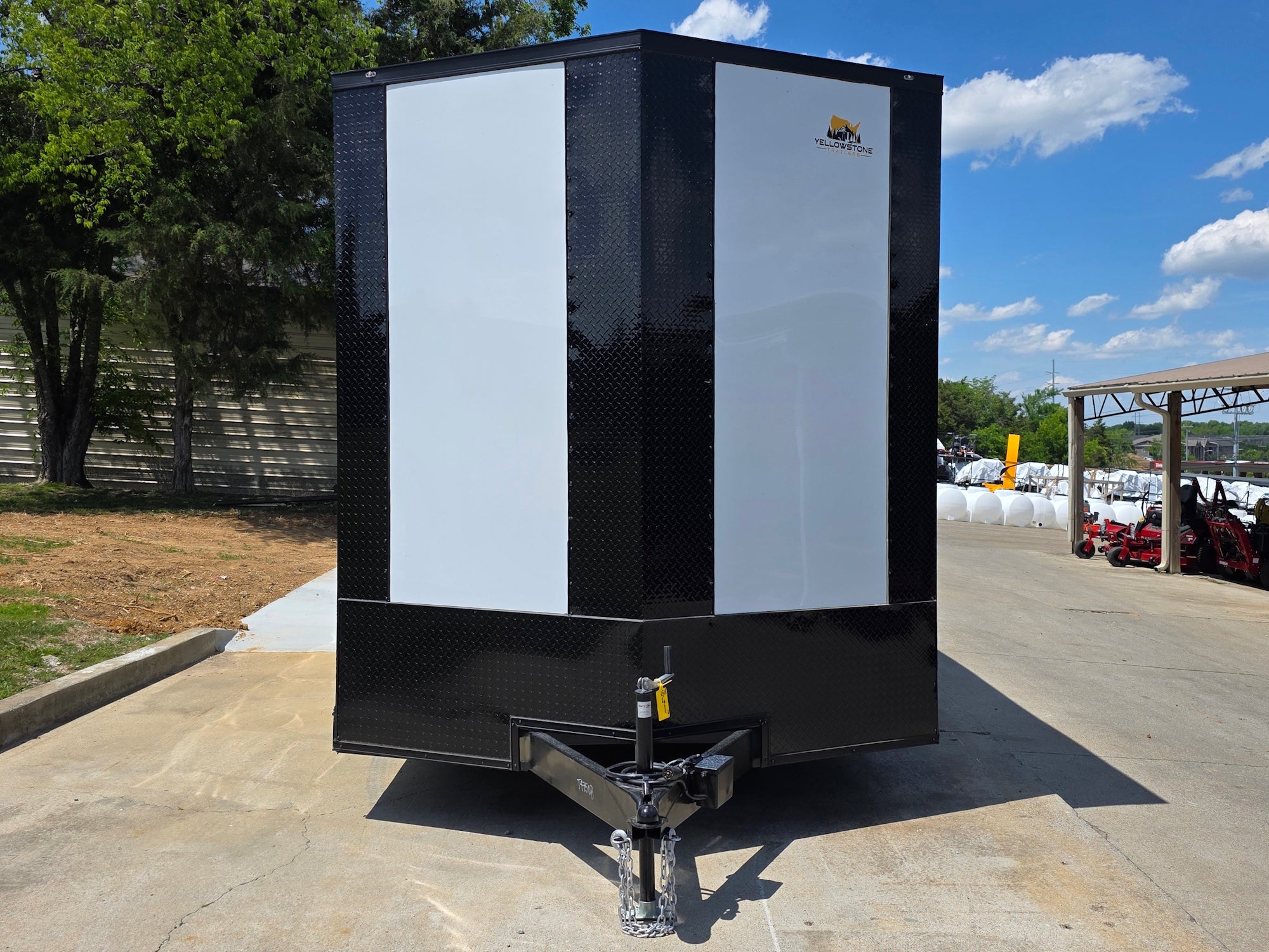 8.5’x20′ White V-Nose Enclosed Trailer with Blackout Package 2-5200lb Axles - Image 8