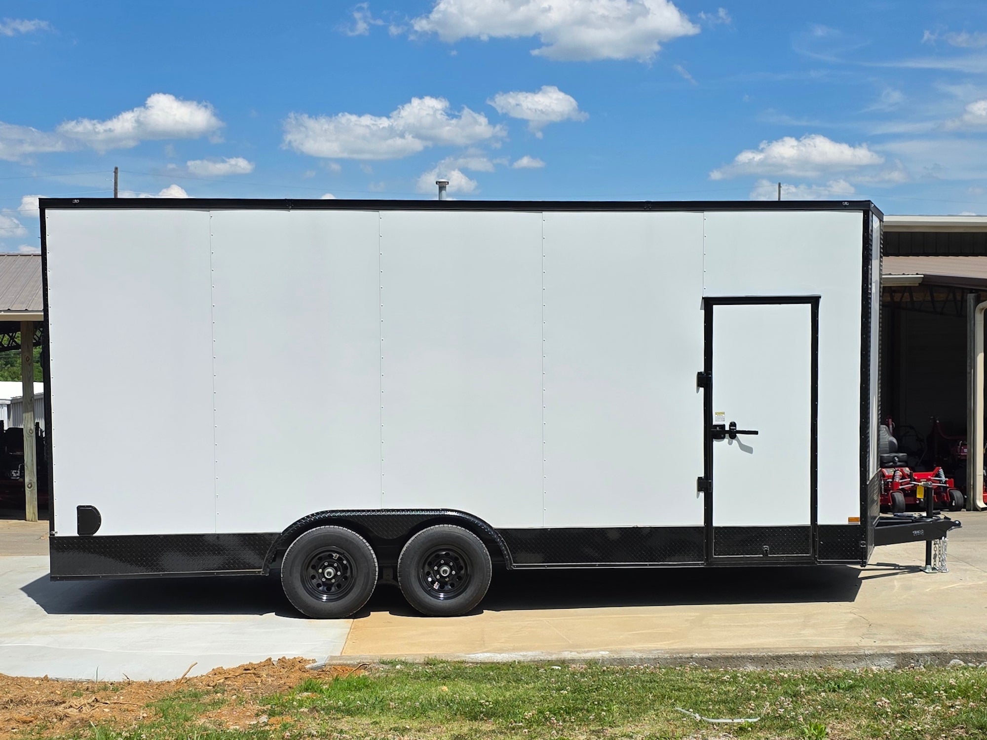 8.5’x20′ White V-Nose Enclosed Trailer with Blackout Package 2-5200lb Axles - Image 6