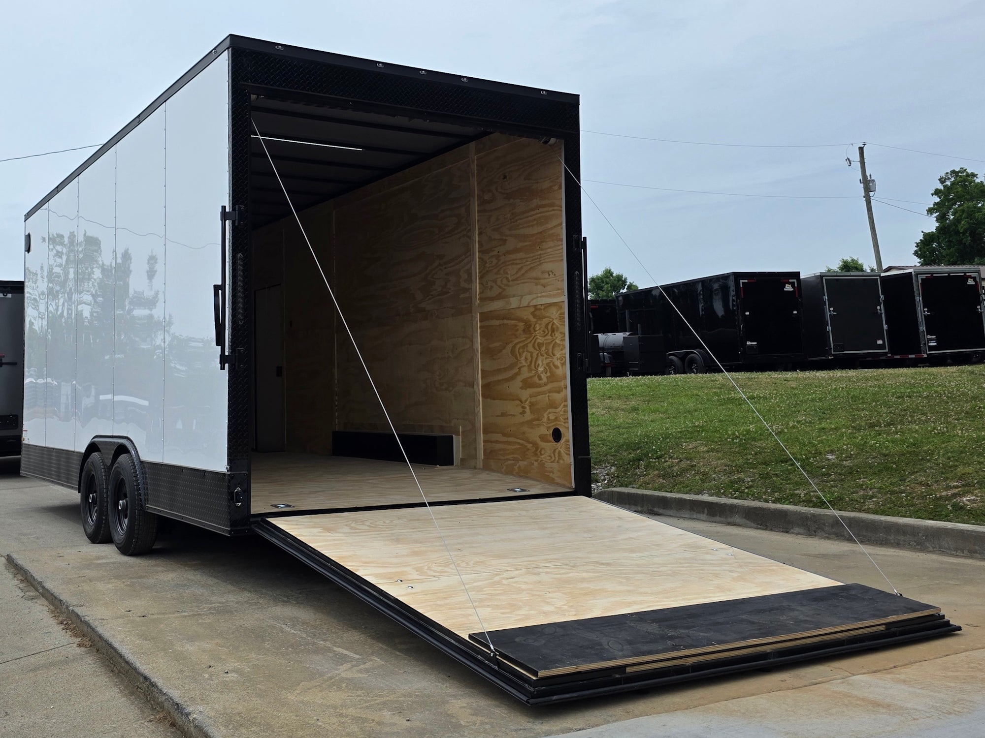 8.5’x20′ White V-Nose Enclosed Trailer with Blackout Package 2-5200lb Axles - Image 11