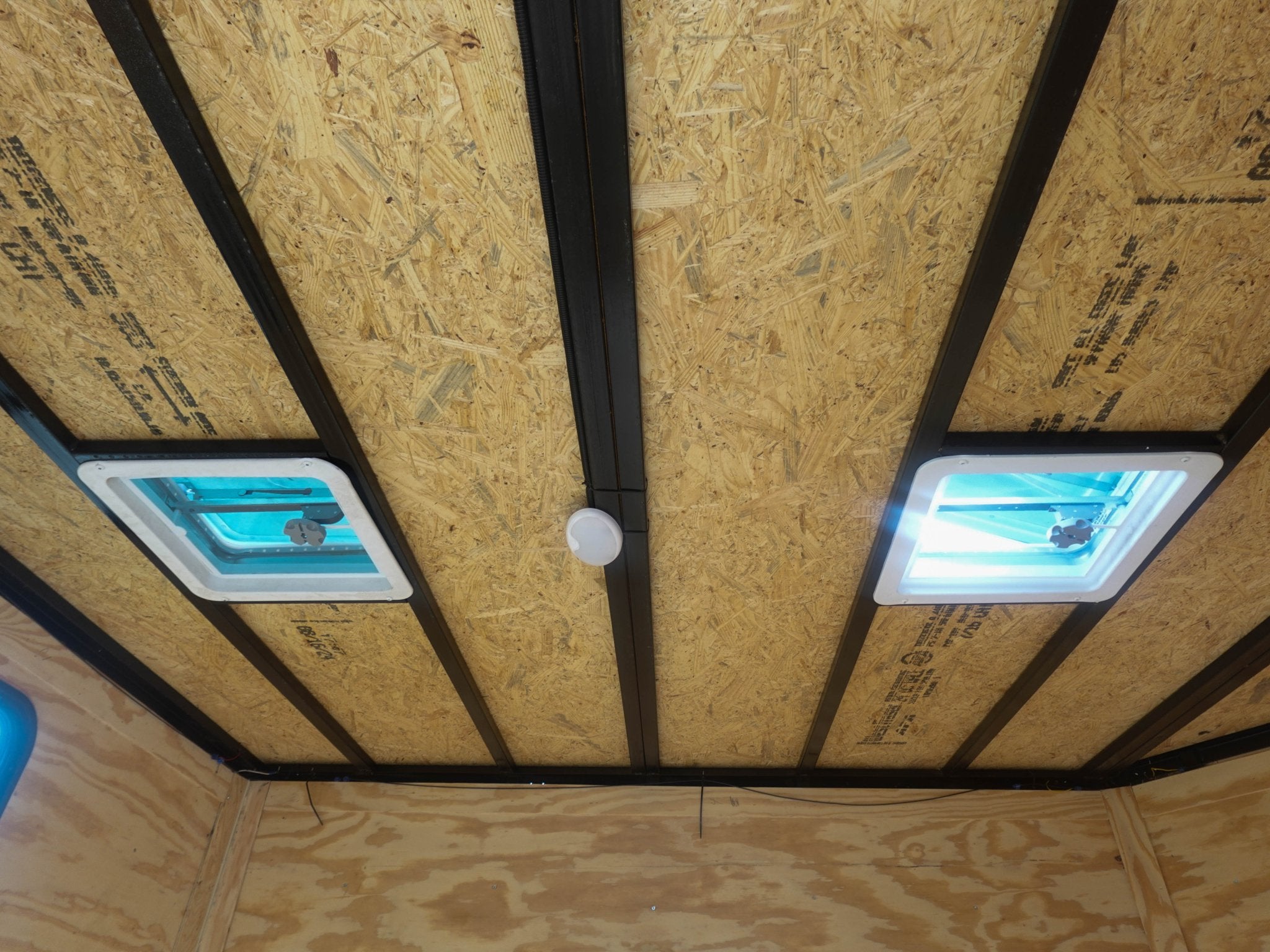 8.5×24 Hybrid Enclosed Trailer V-Nose (2) 7,000lb Axles Storage - Image 14