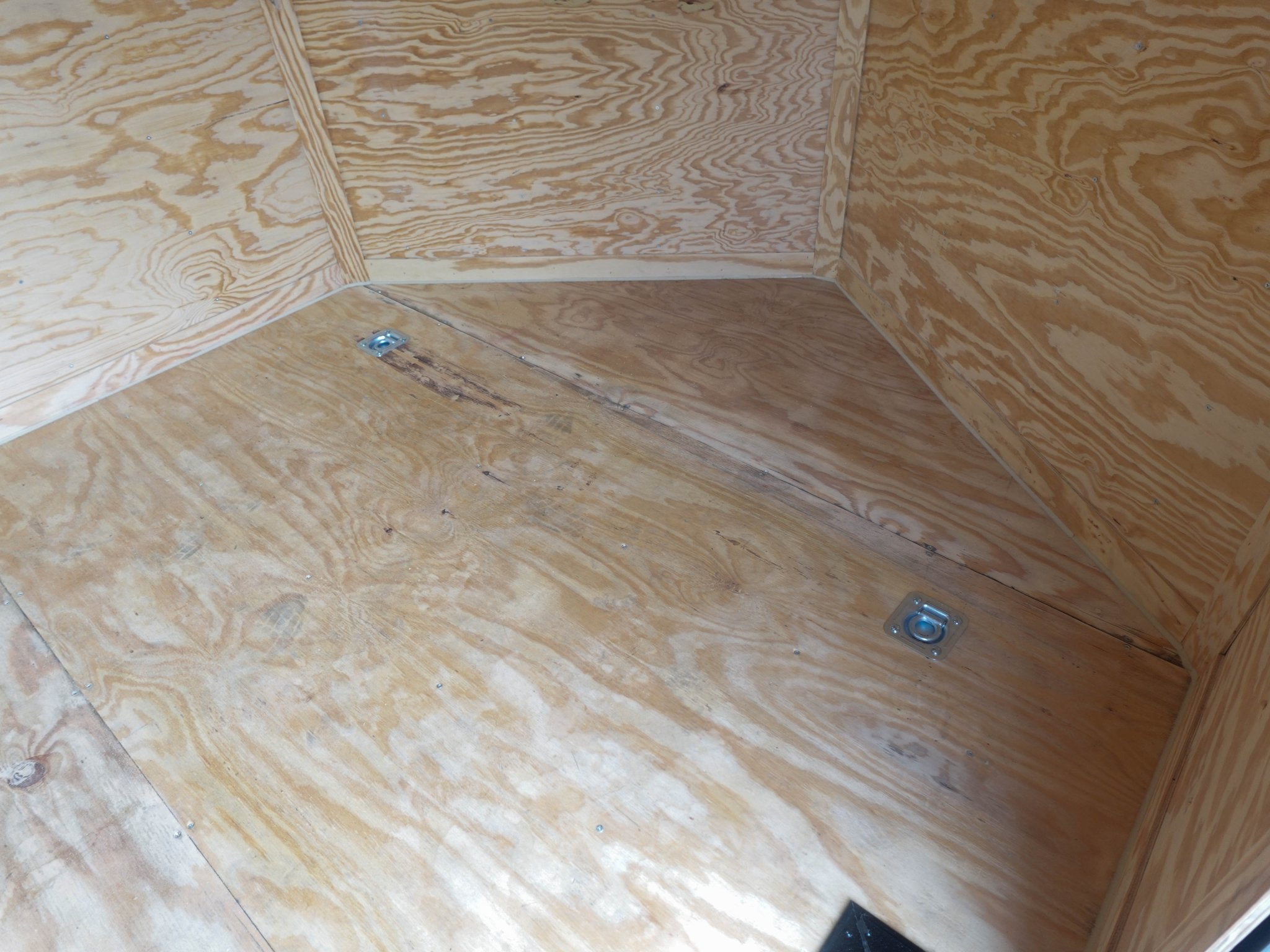 8.5×24 Hybrid Enclosed Trailer V-Nose (2) 7,000lb Axles Storage - Image 16