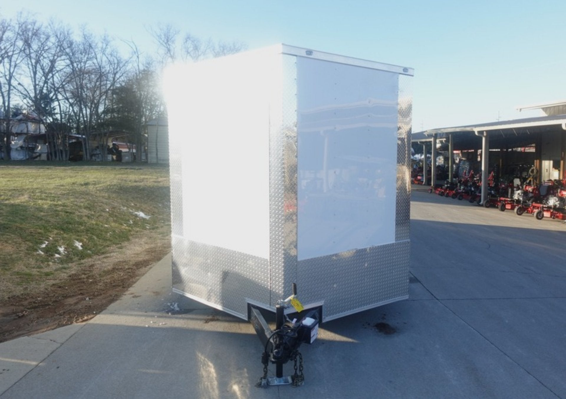 8.5×24 White V-Nose Enclosed Trailer (2) 3500lb Axles 7K GVWR - Image 3