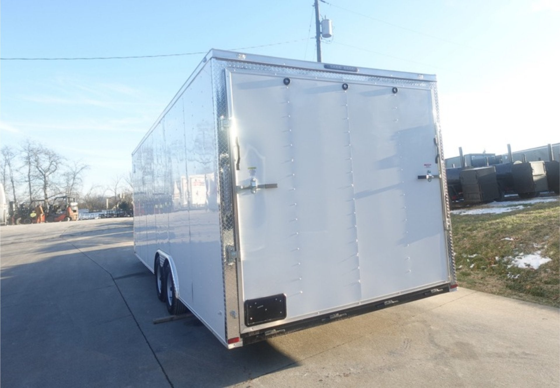 8.5×24 White V-Nose Enclosed Trailer (2) 3500lb Axles 7K GVWR - Image 6