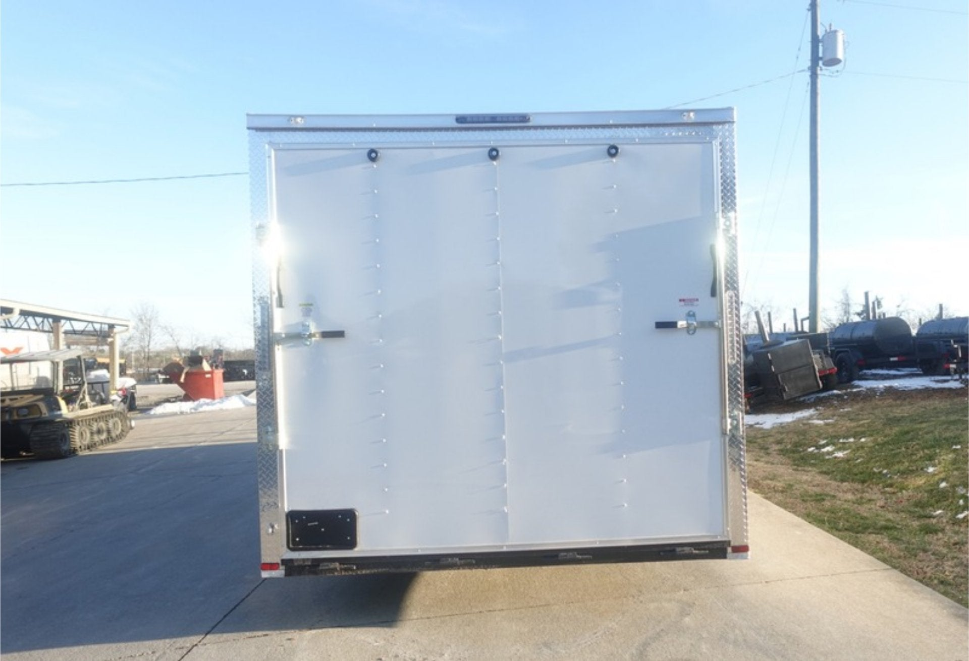 8.5×24 White V-Nose Enclosed Trailer (2) 3500lb Axles 7K GVWR - Image 7