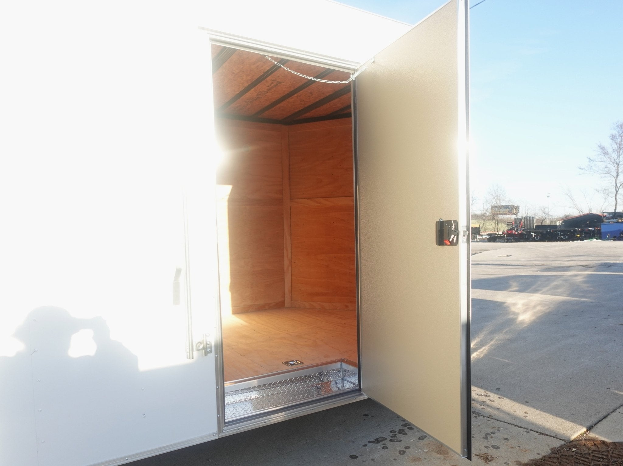 8.5×24 White V-Nose Enclosed Trailer (2) 3500lb Axles 7K GVWR - Image 10