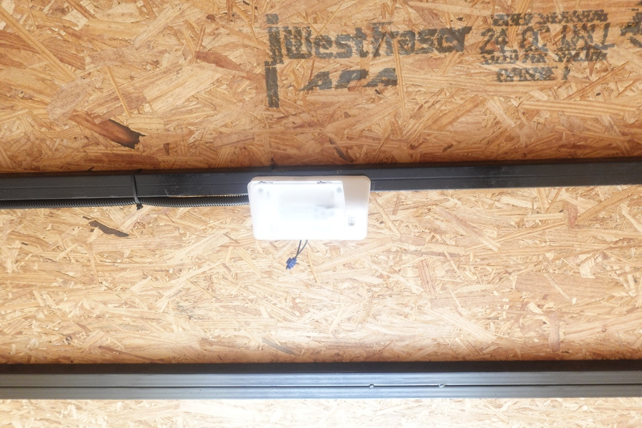 8.5×24 White V-Nose Enclosed Trailer (2) 3500lb Axles 7K GVWR - Image 17