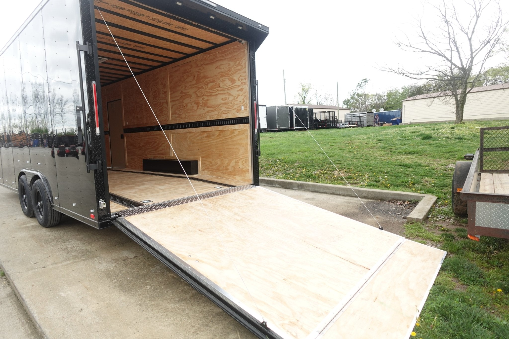 8.5×20 VNose Black with Black Out Trim Enclosed Trailer (2) 5200lb Axles With Brakes 7’6 Interior Height E-Track - Image 11