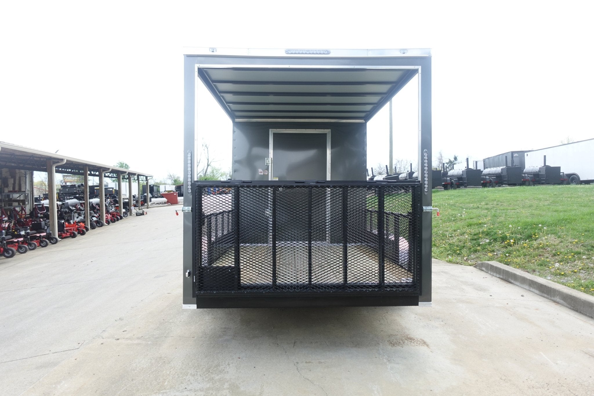 7×16 Charcoal V Nose Hybrid Enclosed Trailer (2) 5200lb Axles with Brakes - Image 4