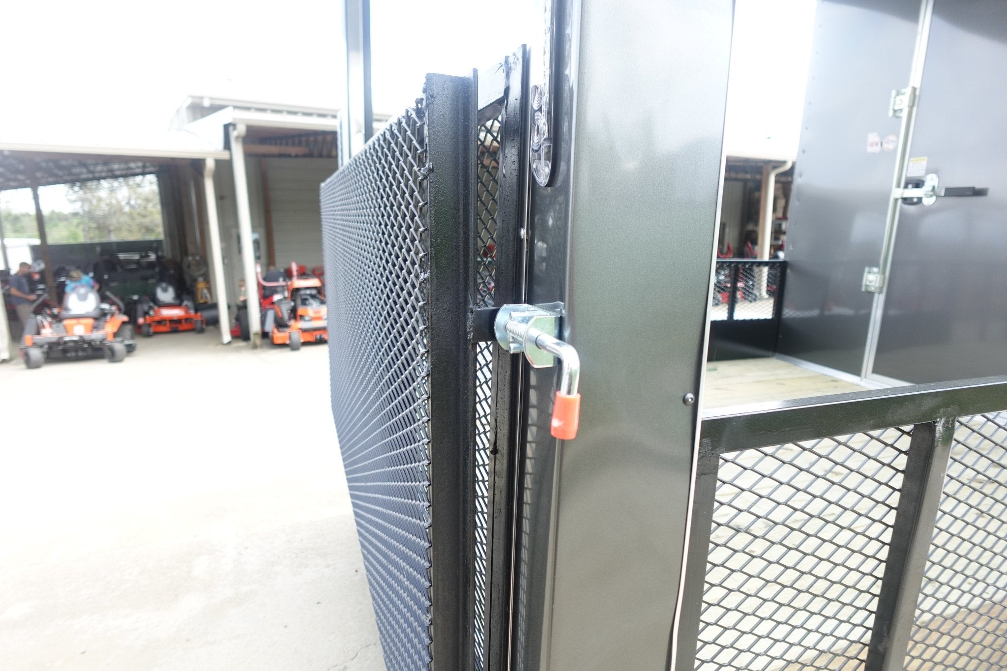7×16 Charcoal V Nose Hybrid Enclosed Trailer (2) 5200lb Axles with Brakes - Image 13