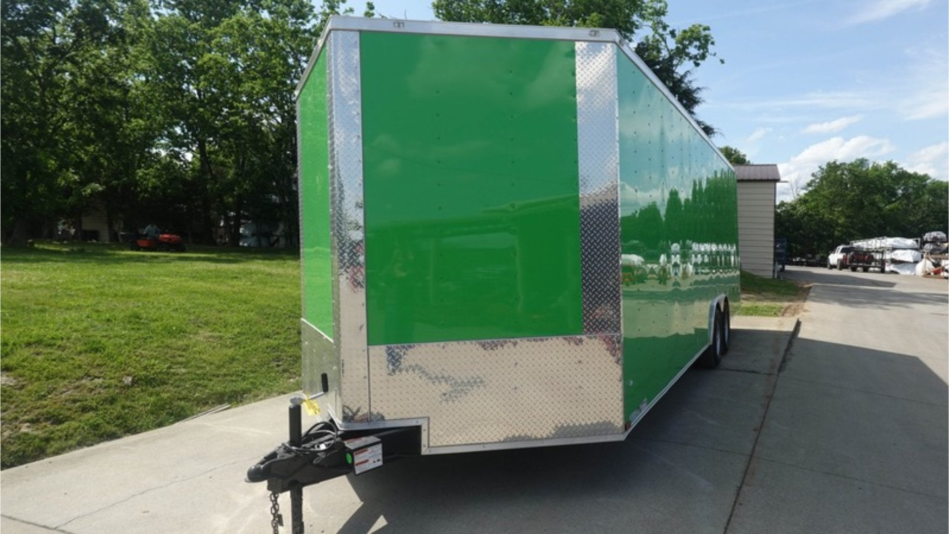 8.5×24 V Nose Neon Green Enclosed Trailer (2) 5200 LB Axles With Brakes 7 Ft Interior Height - Image 4