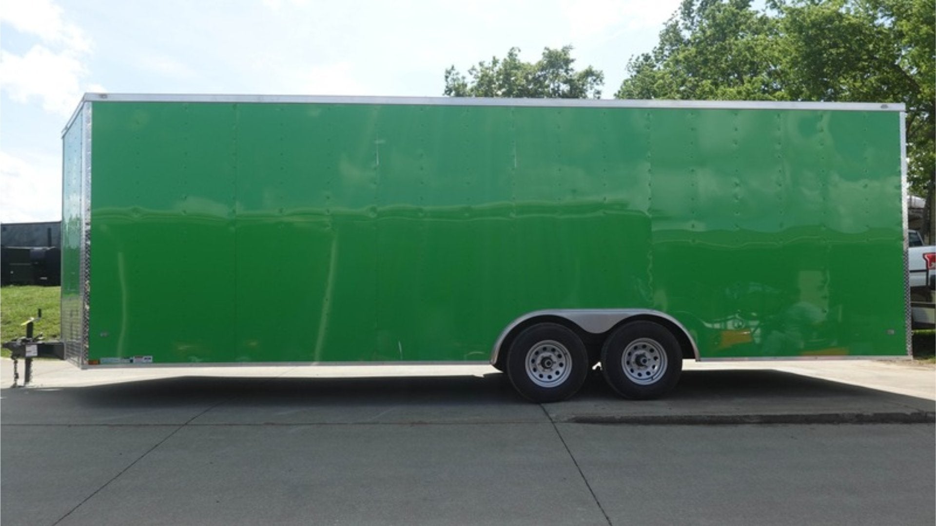 8.5×24 V Nose Neon Green Enclosed Trailer (2) 5200 LB Axles With Brakes 7 Ft Interior Height