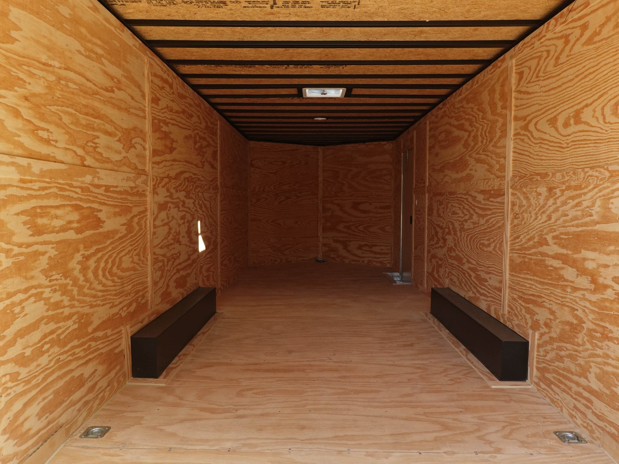 8.5×24 V Nose Neon Green Enclosed Trailer (2) 5200 LB Axles With Brakes 7 Ft Interior Height - Image 11