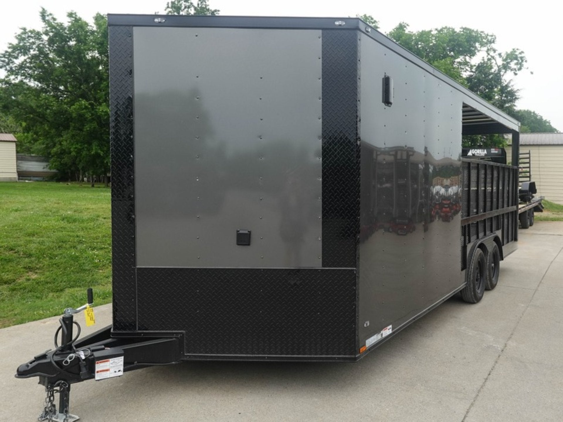 8.5×20 Charcoal Blackout Trim VNose Hybrid Enclosed Trailer Roof (2) 3500lb Axles 50 AMP Electrical Package - Image 3