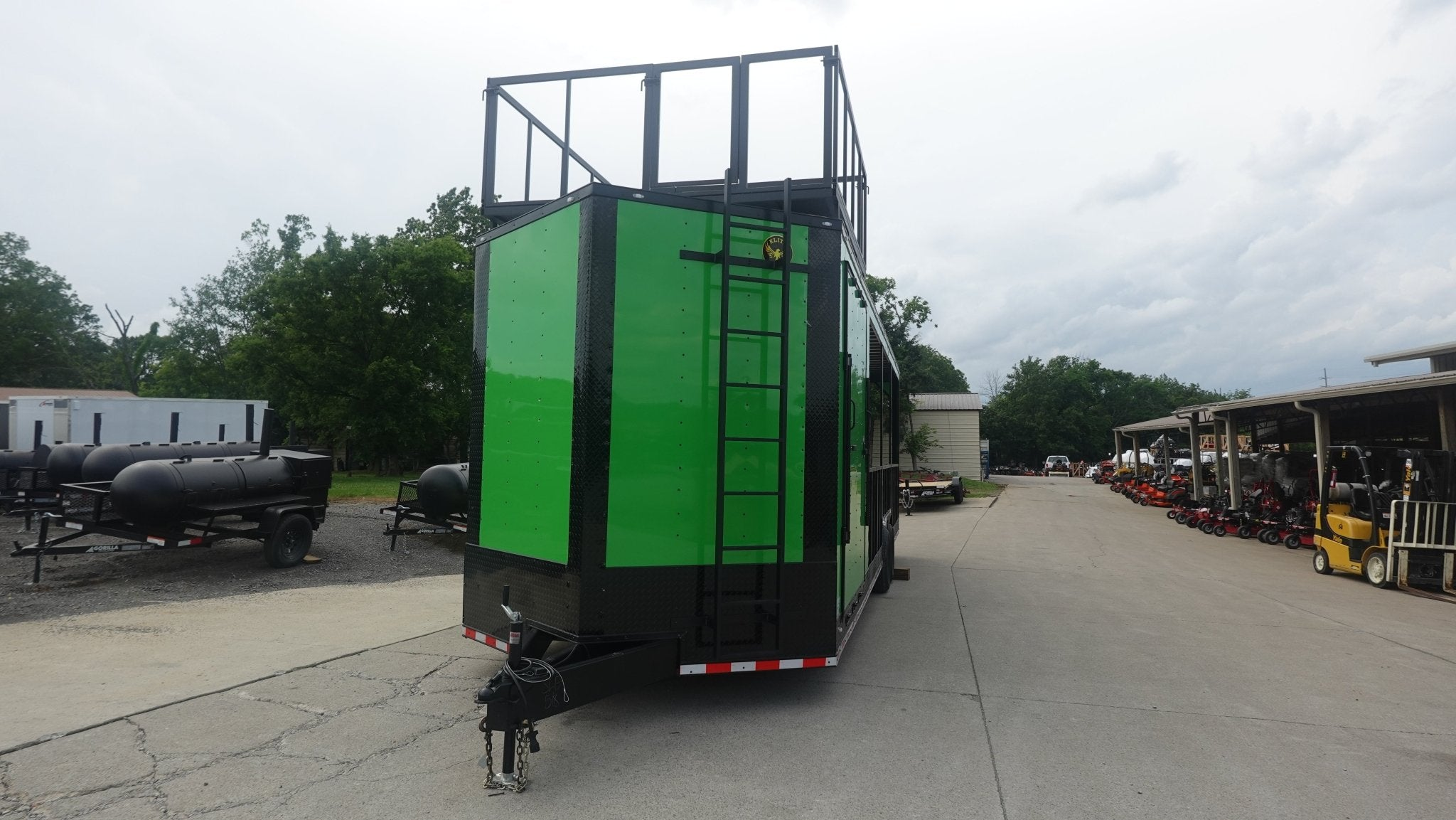 Enclosed Trailer 8.5′ X 30′ Lime Green Hybrid Drone and Equipment Hauler - Image 3