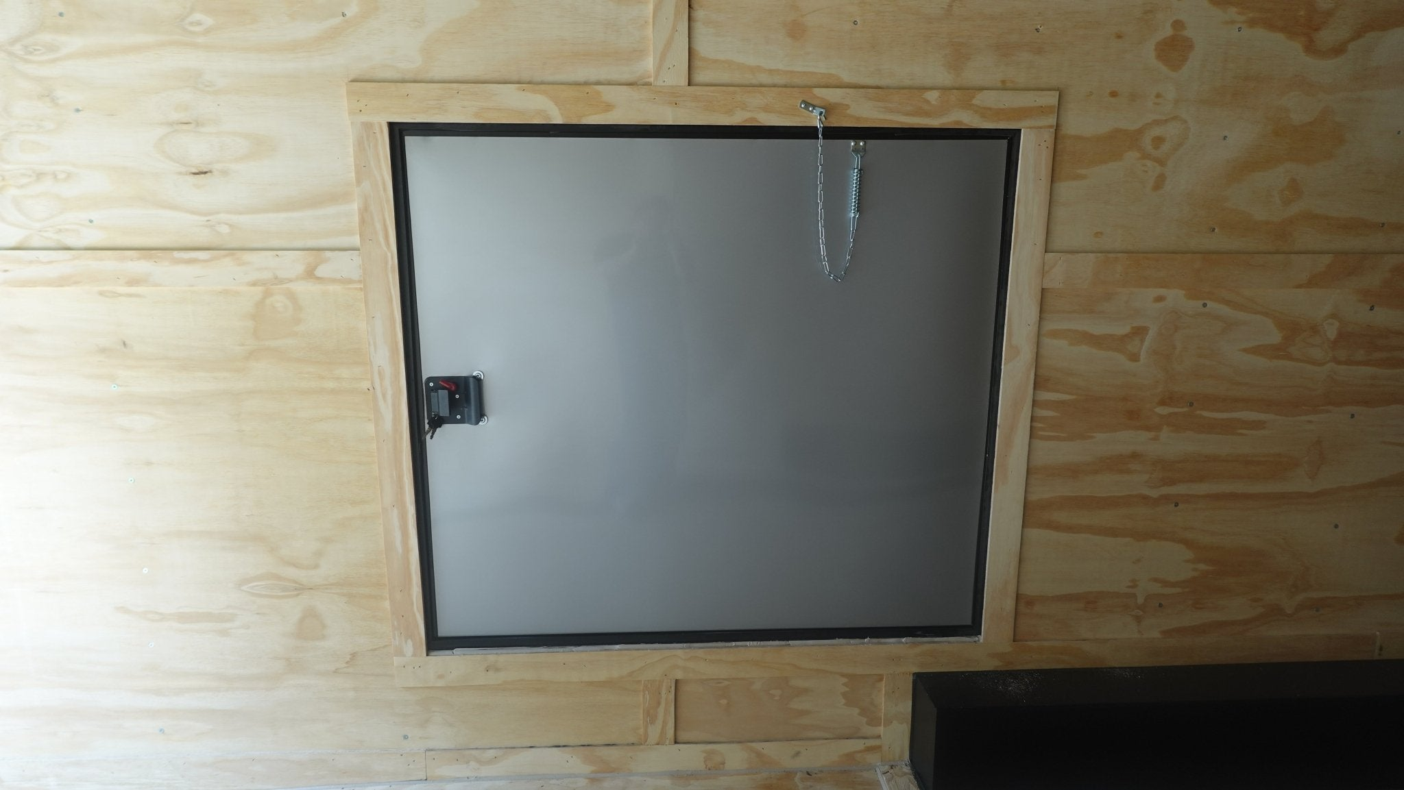 8.5X36 White With Black Out Enclosed Trailer With Escape Doors E Track Floor (3) 7K Axles 21K GVWR - Image 11