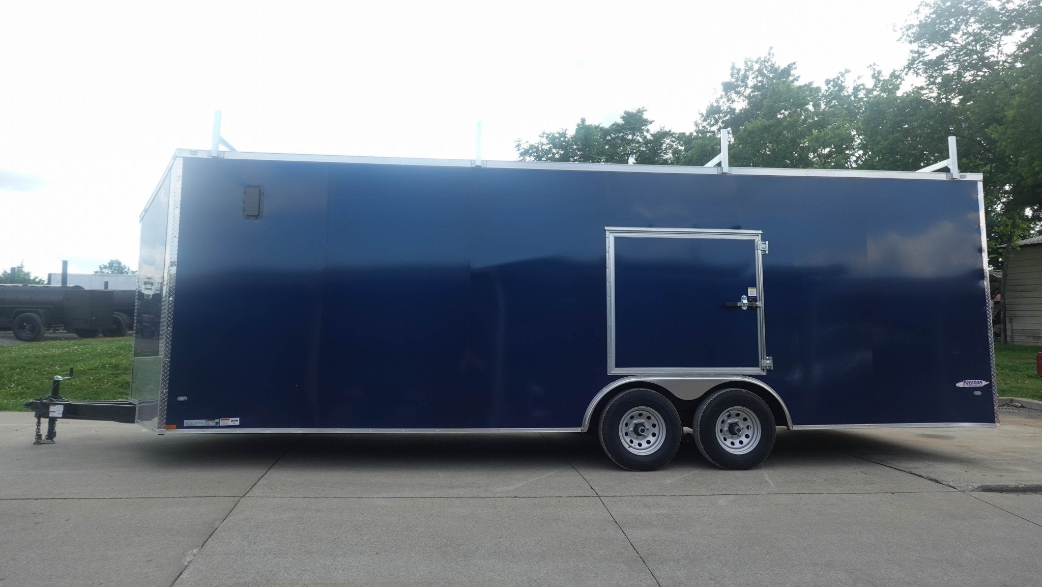 8.5×24 Blue V-Nose Slant Top Enclosed Trailer (2) 5200lb Axles Ladder Racks - Image 4