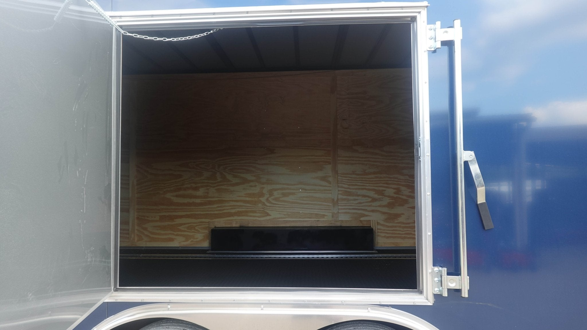 8.5×24 Blue V-Nose Slant Top Enclosed Trailer (2) 5200lb Axles Ladder Racks - Image 7